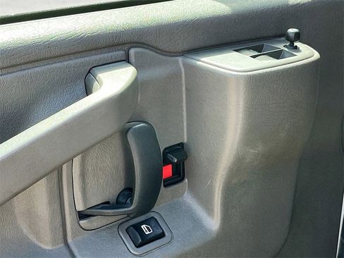 Used 2024 Chevrolet Express 2500 w/ Driver Convenience Package image 17