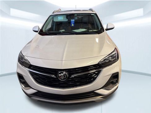 Used 2022 Buick Encore GX Essence w/ Experience Buick Package image 4