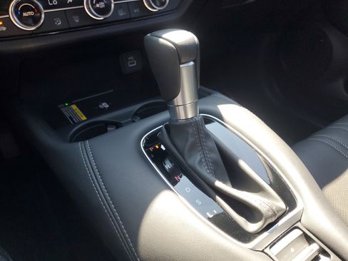 Used 2024 Honda HR-V EX-L image 29