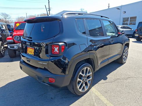 Certified 2022 Jeep Renegade Limited w/ Sun, Sound & Wheels Group image 6