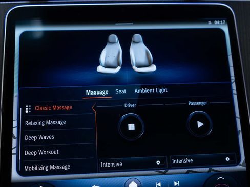 Used 2023 Mercedes-Benz EQE 500 4MATIC Sedan image 30