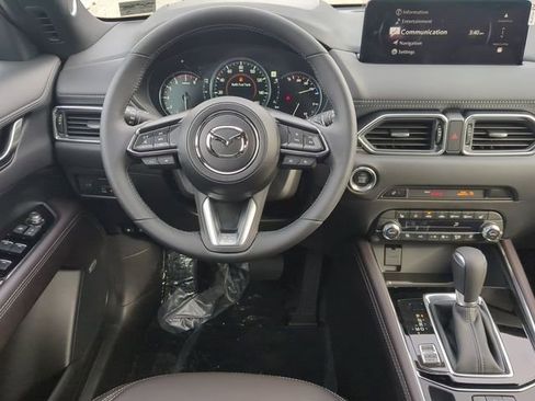 New 2025 MAZDA CX-5 Signature image 15