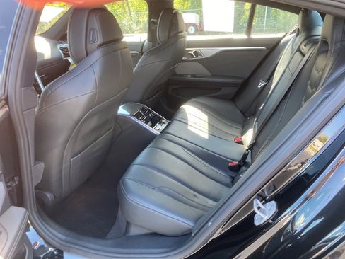 Used 2025 BMW 840i w/ Driving Assistance Package image 15