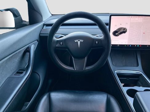 Used 2021 Tesla Model Y 2WD image 22