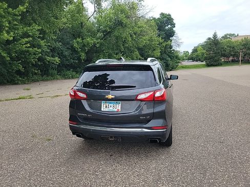 Used 2018 Chevrolet Equinox LT w/ Sun & Infotainment Package AWD/4WD image 17