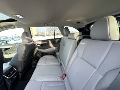 Used 2025 Subaru Outback Limited image 22