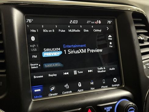 Used 2018 Jeep Grand Cherokee Altitude image 14