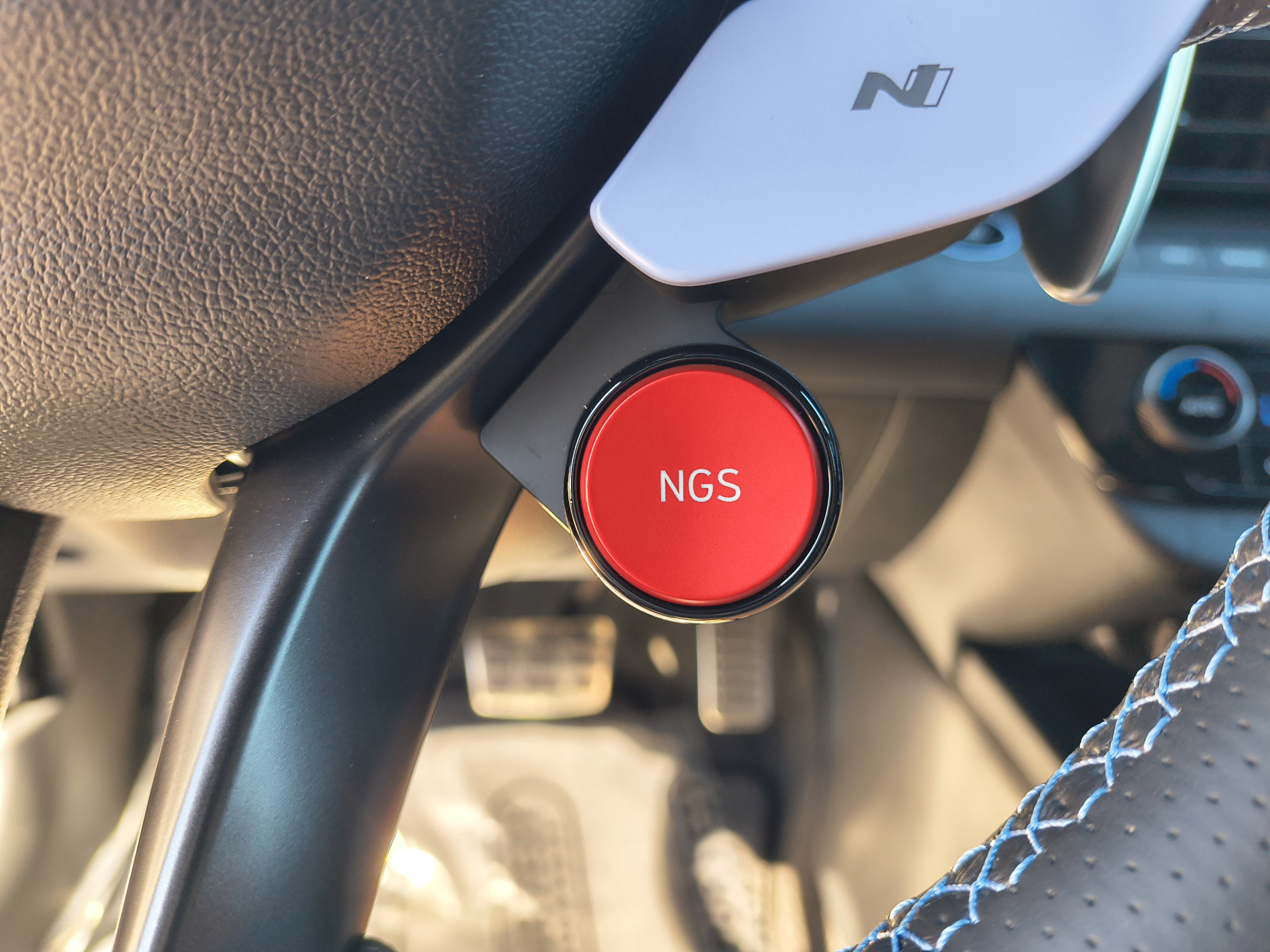 New 2026 Hyundai Elantra N FWD image 30