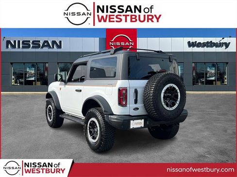 Used 2021 Ford Bronco Badlands image 5