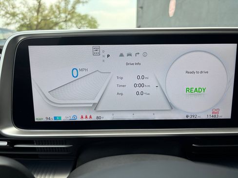 Used 2025 Hyundai Ioniq 6 SE RWD image 17