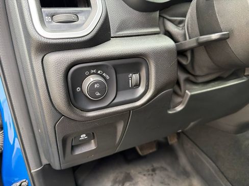 Used 2021 RAM 1500 Big Horn AWD/4WD image 50