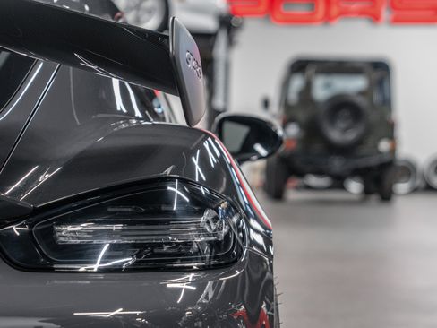 Used 2023 Porsche 718 Cayman GT4 RS image 33