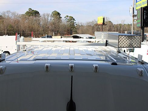 Used 2024 RAM ProMaster 2500 w/ Convenience Group image 14