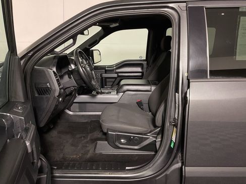 Used 2018 Ford F150 XLT w/ Equipment Group 302A Luxury AWD/4WD image 21
