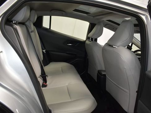 Used 2024 Toyota Prius XLE AWD/4WD image 31
