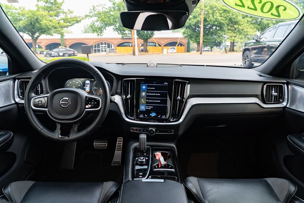 Used 2022 Volvo S60 T8 R-Design w/ Advanced Package AWD/4WD image 10