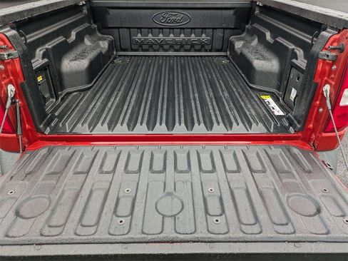 Used 2024 Ford Maverick XLT w/ XLT Luxury Package image 7