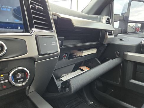 Used 2022 Ford F250 Platinum AWD/4WD image 14