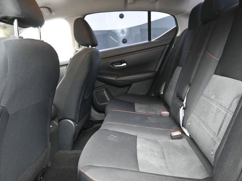 Used 2025 Nissan Sentra SR image 10