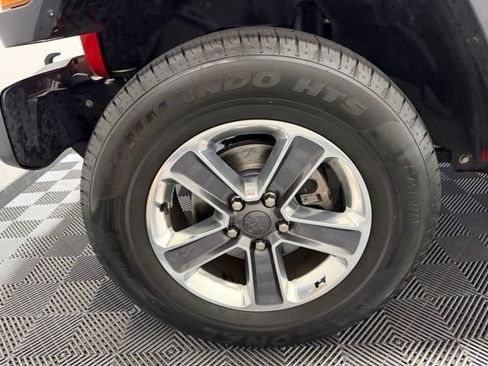 Used 2020 Jeep Wrangler Unlimited Sahara AWD/4WD image 45