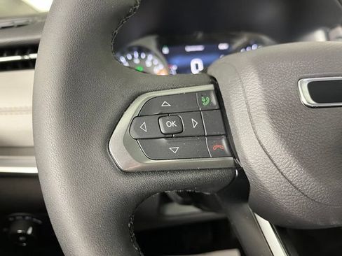 Used 2026 Jeep Compass Limited AWD/4WD image 20