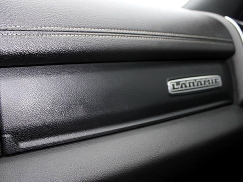 Used 2019 RAM 2500 Laramie image 19