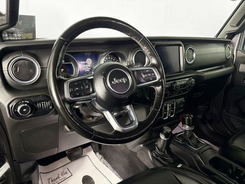 Used 2021 Jeep Wrangler Unlimited Sahara w/ Uconnect 4C Nav & Sound Group AWD/4WD image 9