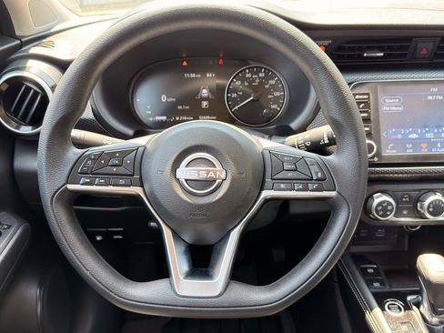Used 2024 Nissan Kicks SV FWD image 13