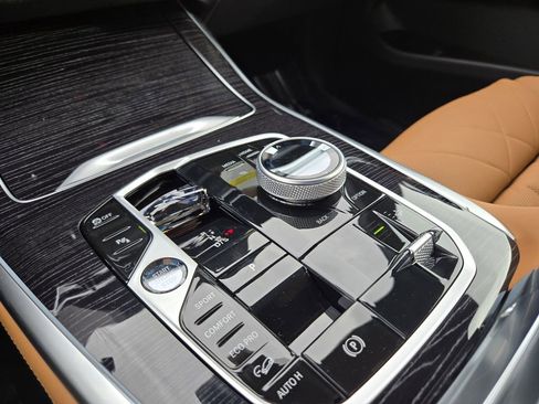 New 2026 BMW X7 xDrive40i w/ Executive Package image 23