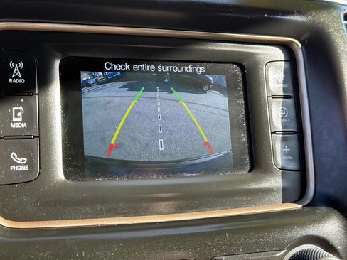 Used 2016 Jeep Grand Cherokee Laredo w/ Quick Order Package 23E image 19