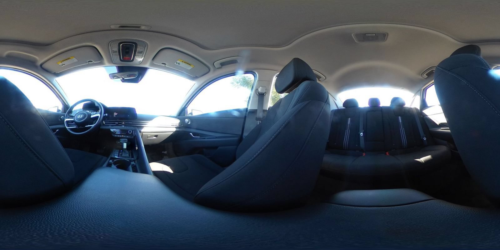 Used 2025 Hyundai Elantra SEL FWD image 43