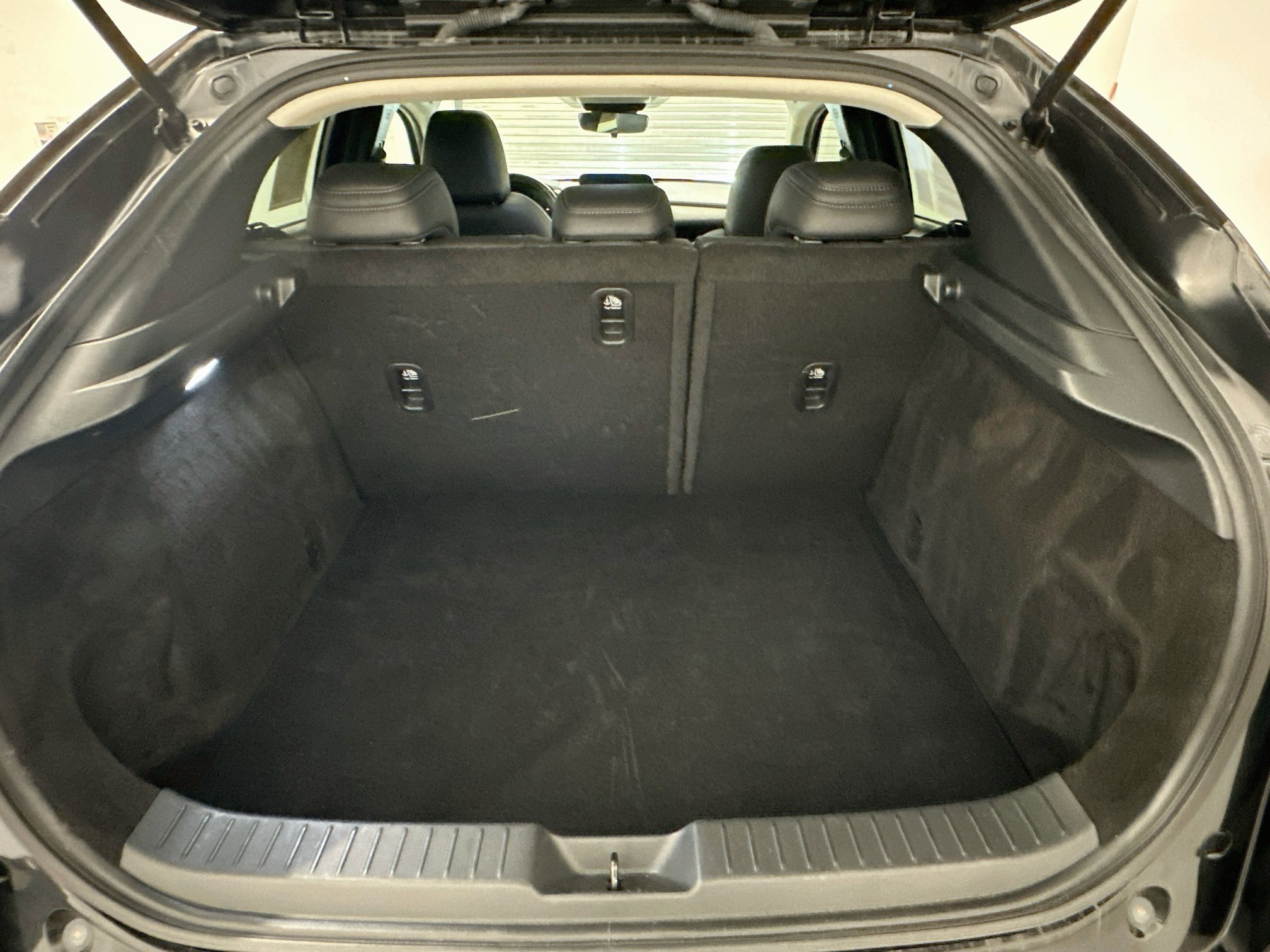 Used 2025 MAZDA CX-30 AWD 2.5 S w/ Preferred Package image 31