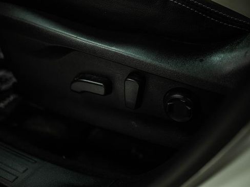 Used 2020 Subaru Forester Limited w/ Popular Package #3 image 16