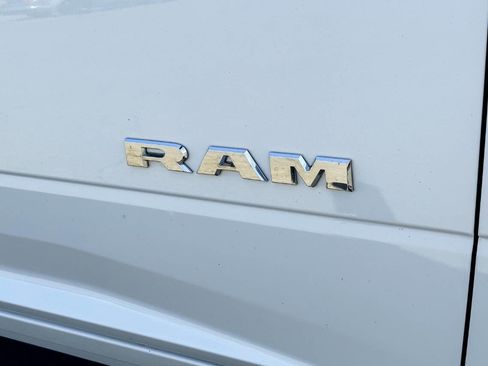 Used 2020 RAM 2500 Big Horn w/ Level 1 Equipment Group AWD/4WD image 13