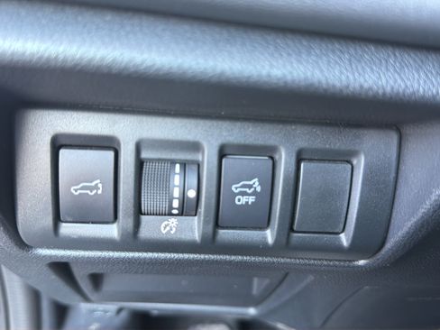 Used 2022 Subaru Outback Limited AWD/4WD image 22