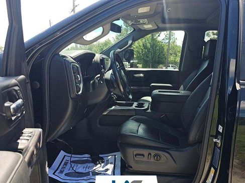 Used 2022 Chevrolet Silverado 2500 LTZ w/ LTZ Plus Package AWD/4WD image 5