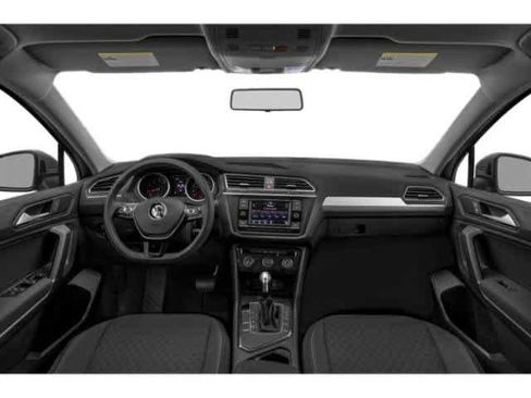 Used 2021 Volkswagen Tiguan S image 10