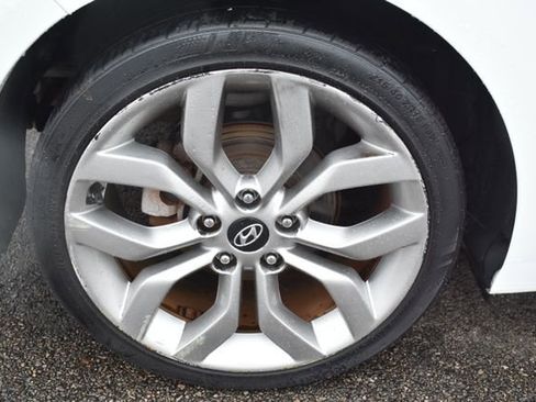 Used 2015 Hyundai Veloster RE:FLEX Edition image 39