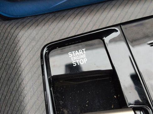 Used 2025 BMW X3 xDrive30i w/ Premium Package image 17