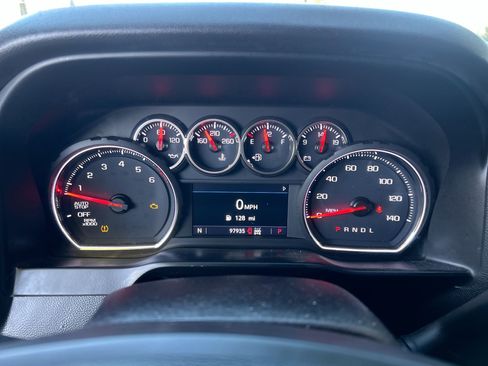 Used 2019 Chevrolet Silverado 1500 LT w/ All-Star Edition image 23