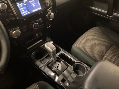 Used 2019 Toyota 4Runner TRD Off-Road image 13