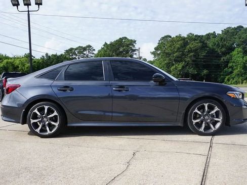 Used 2025 Honda Civic Sport Touring image 3