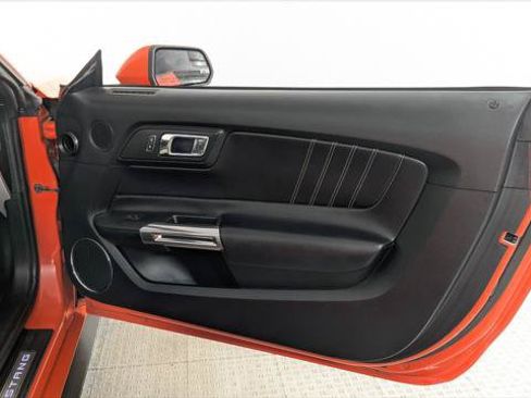 Used 2016 Ford Mustang Premium RWD image 18