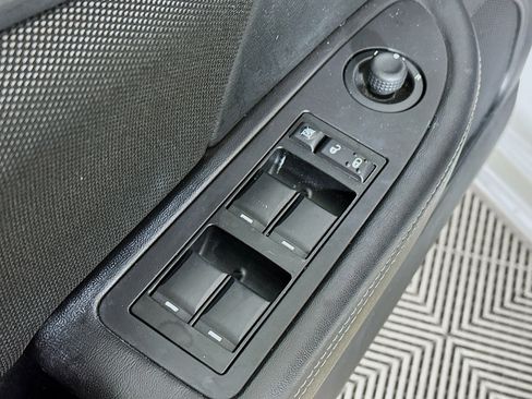 Used 2011 Dodge Avenger Express image 16