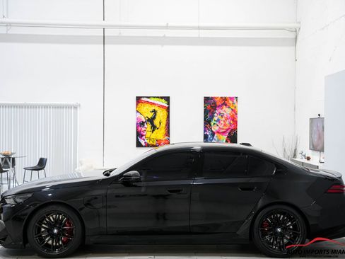 Used 2026 BMW M5 w/ Carbon Package image 16