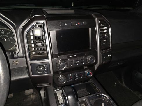 Used 2020 Ford F150 XLT w/ Equipment Group 302A Luxury image 11