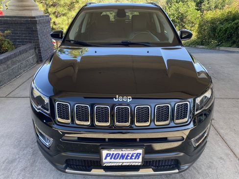 Used 2018 Jeep Compass Limited w/ Safe & Security Group AWD/4WD image 4
