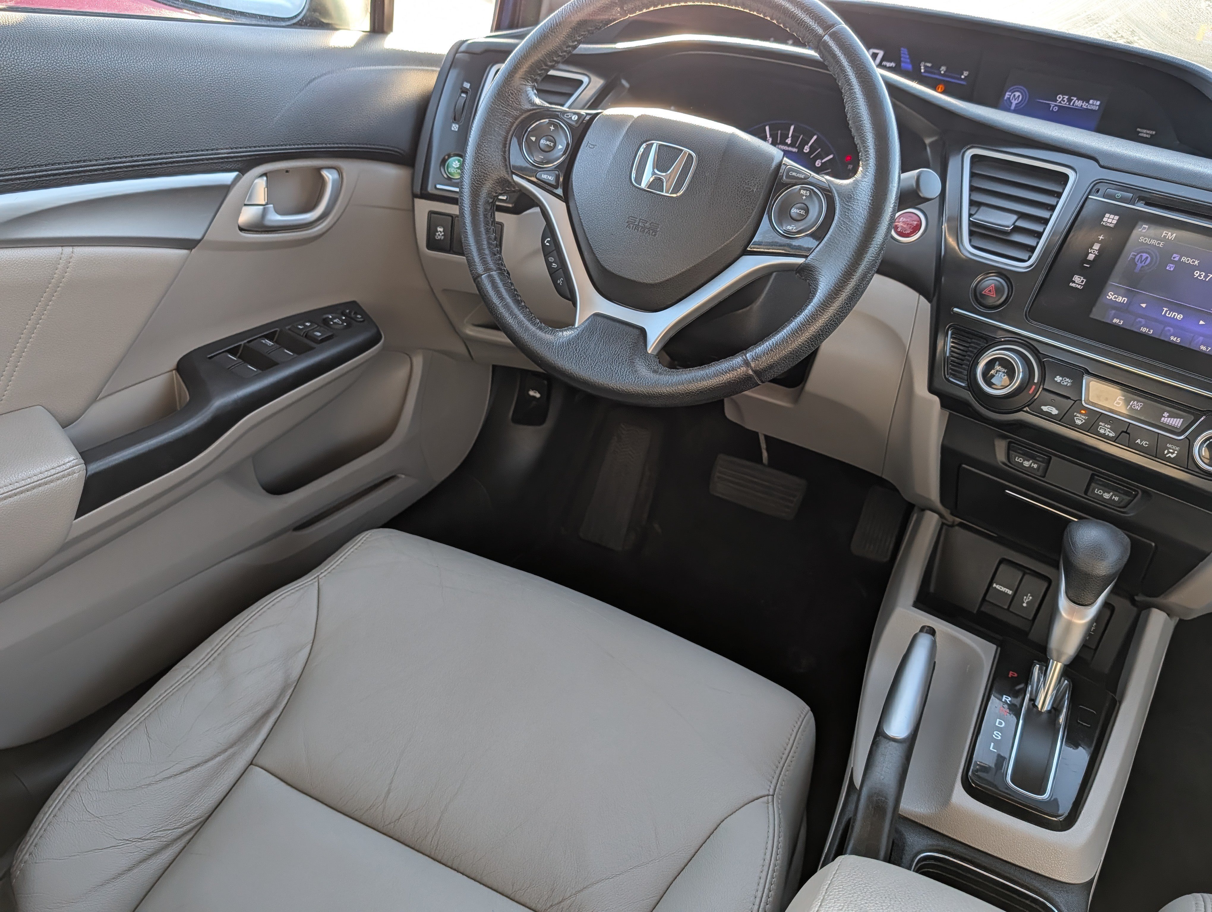 Used 2015 Honda Civic EX-L image 9