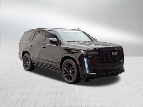 Certified 2024 Cadillac Escalade Sport w/ LPO, ONYX Package AWD/4WD image 3