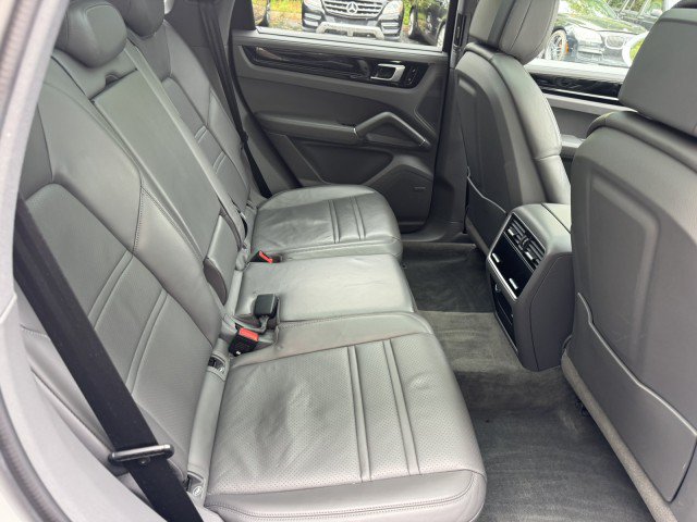 Used 2019 Porsche Cayenne AWD/4WD image 37